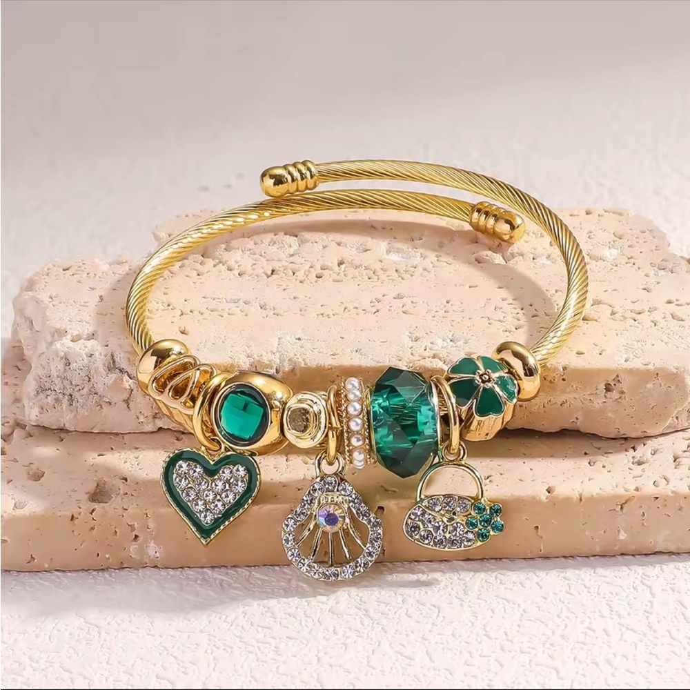 Green and Gold Women's Bracelet